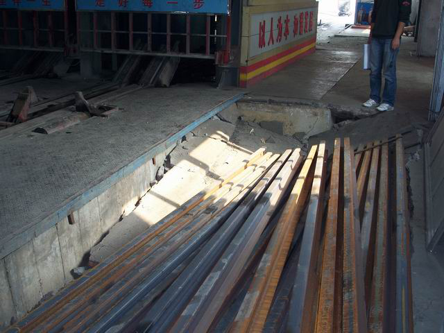 (2008年)趙官煤礦副井附房頂升糾傾和地基托換加固工程
